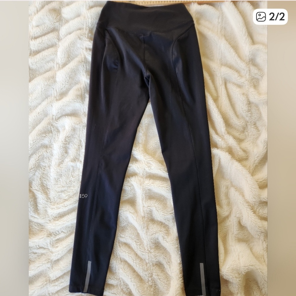 Splits59 Black Medium Leggings Our ultra luxe Airweight fabric has a supremely s